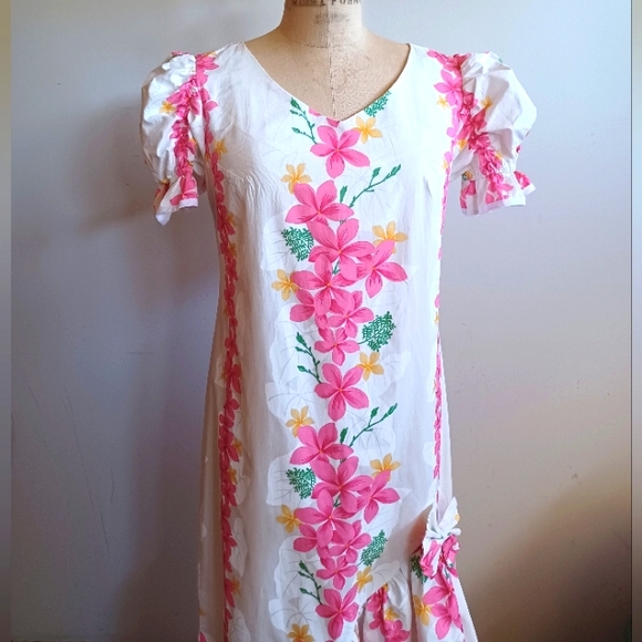 Vintage Pink Plumeria Aloha Party Dress Size Small - Picture 1 of 8